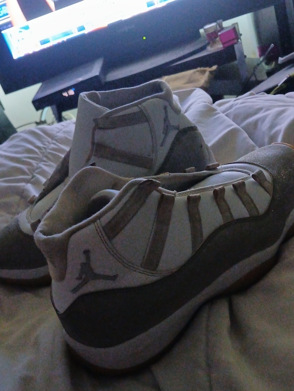 Jordan Men’s Basketball Sneakers in White and Brown
